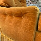 Paire de fauteuils crapauds doré en velours