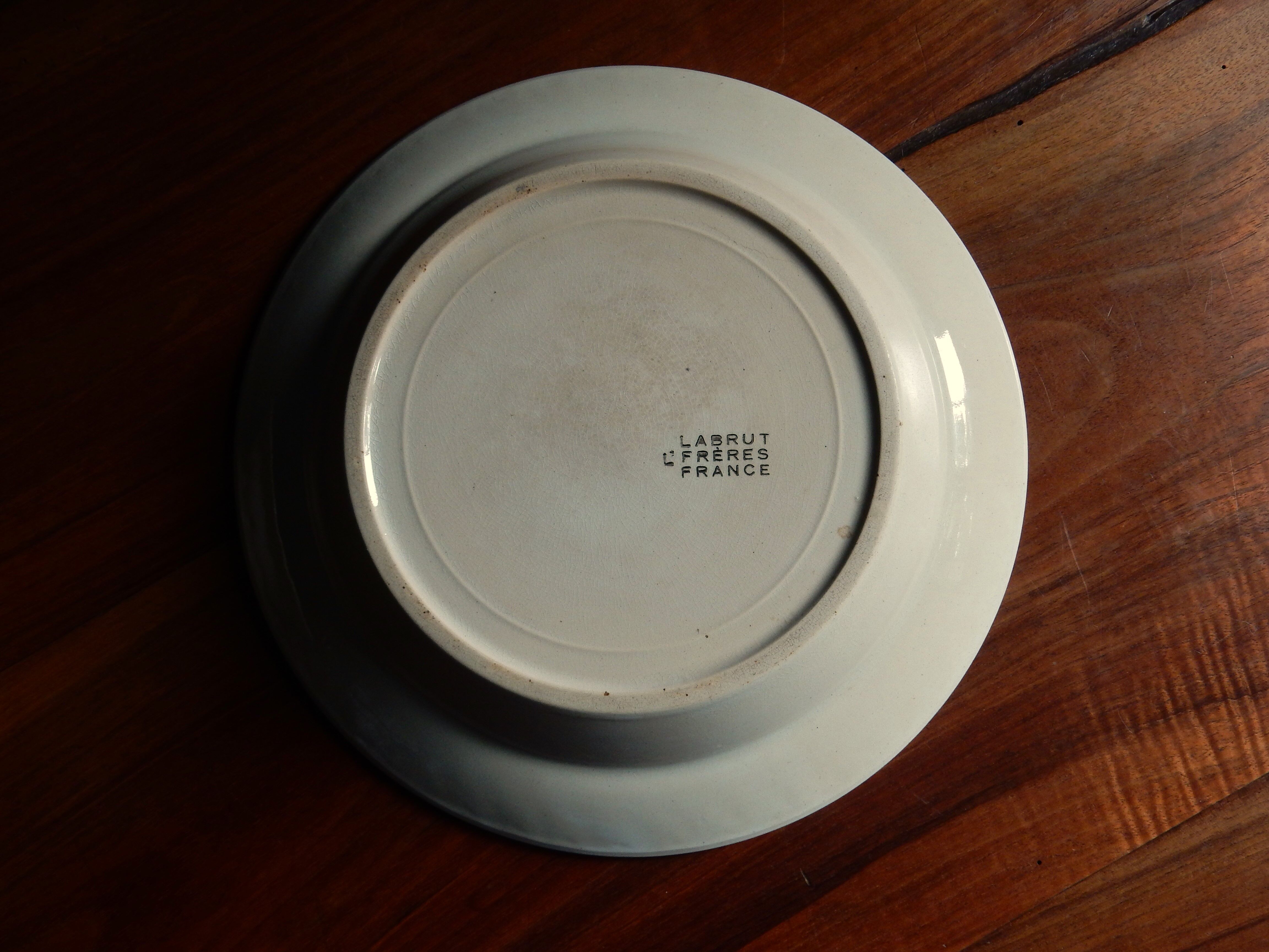 Serving dish in earthenware from Labrut Frères 1900 / Motif hérons