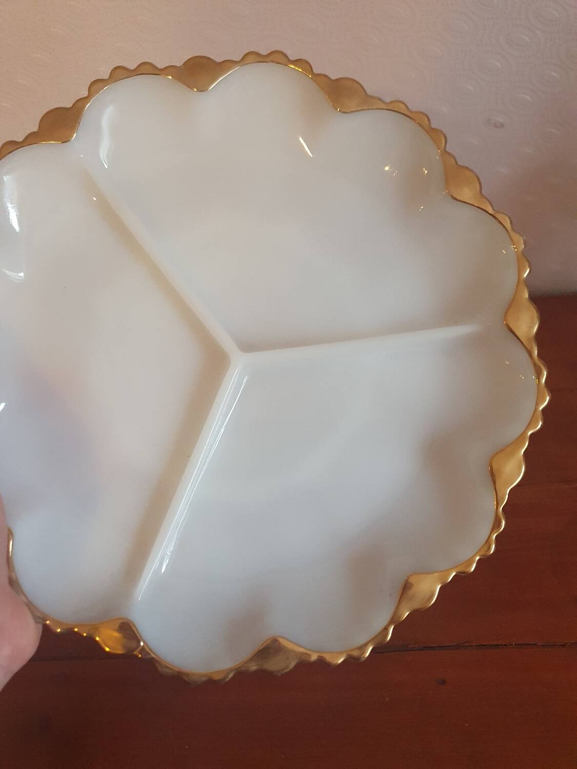 Dish with 3 compartments in opaline and vintage gilding