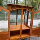 Vitrine Louis XV en bois massif