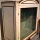 Vitrine en bois laqué et doré du 18ème siècle