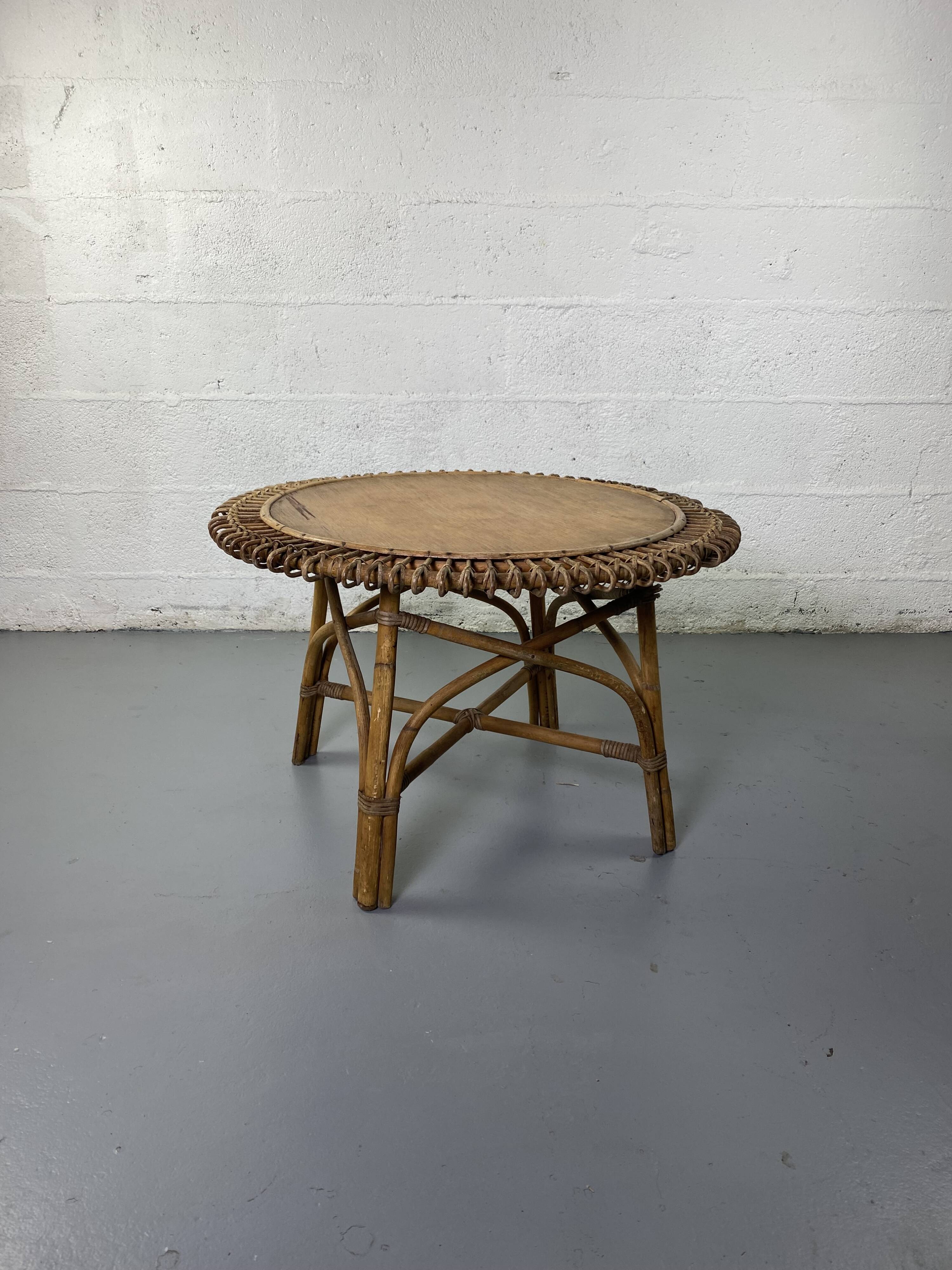 Rattan sun coffee table