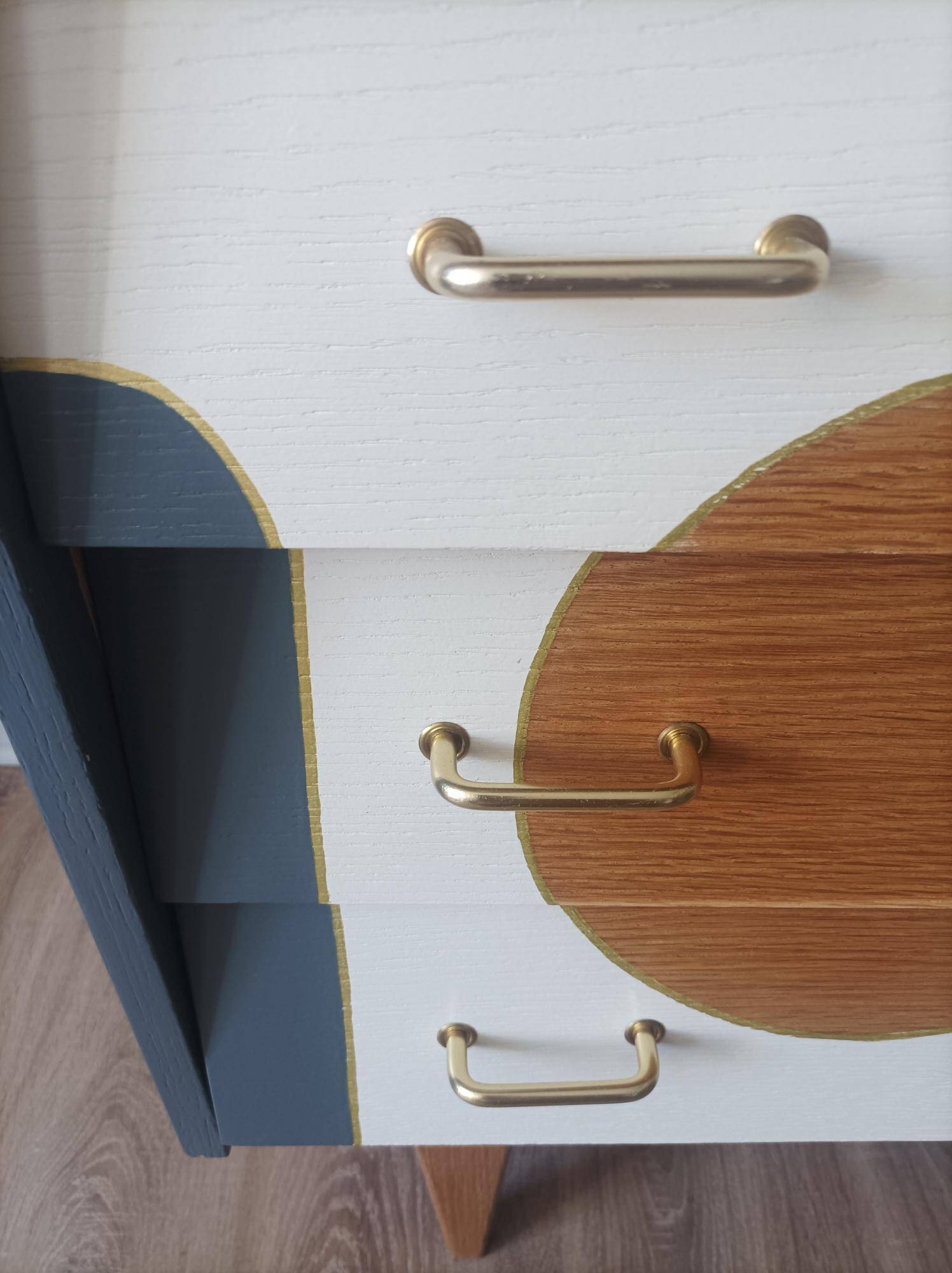 Commode vintage