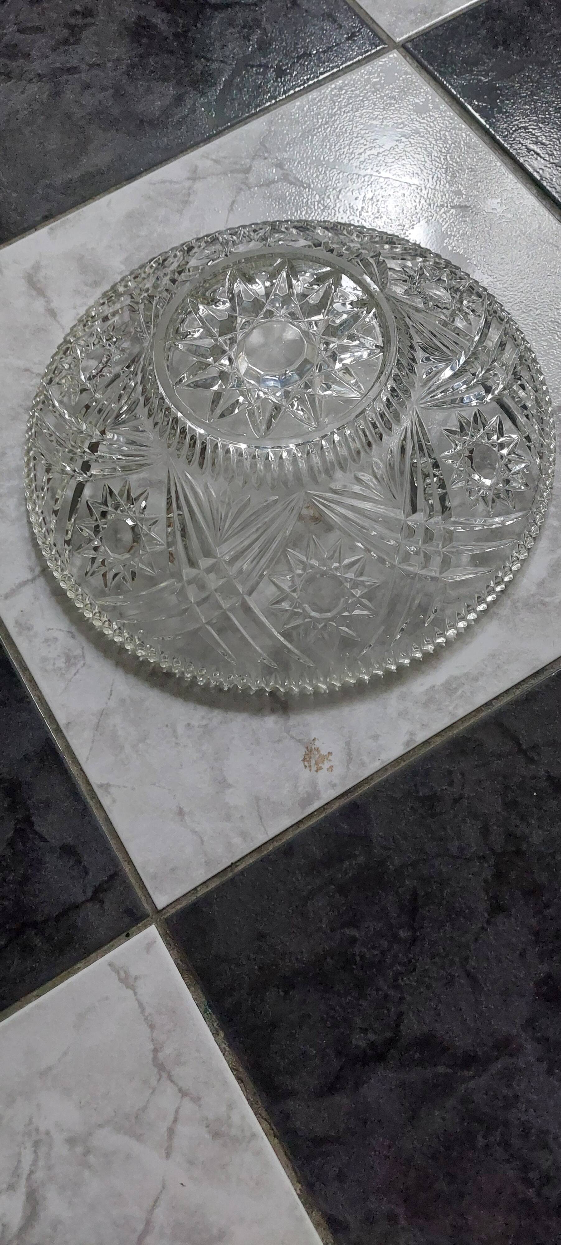 Coupe à fruits ciselé