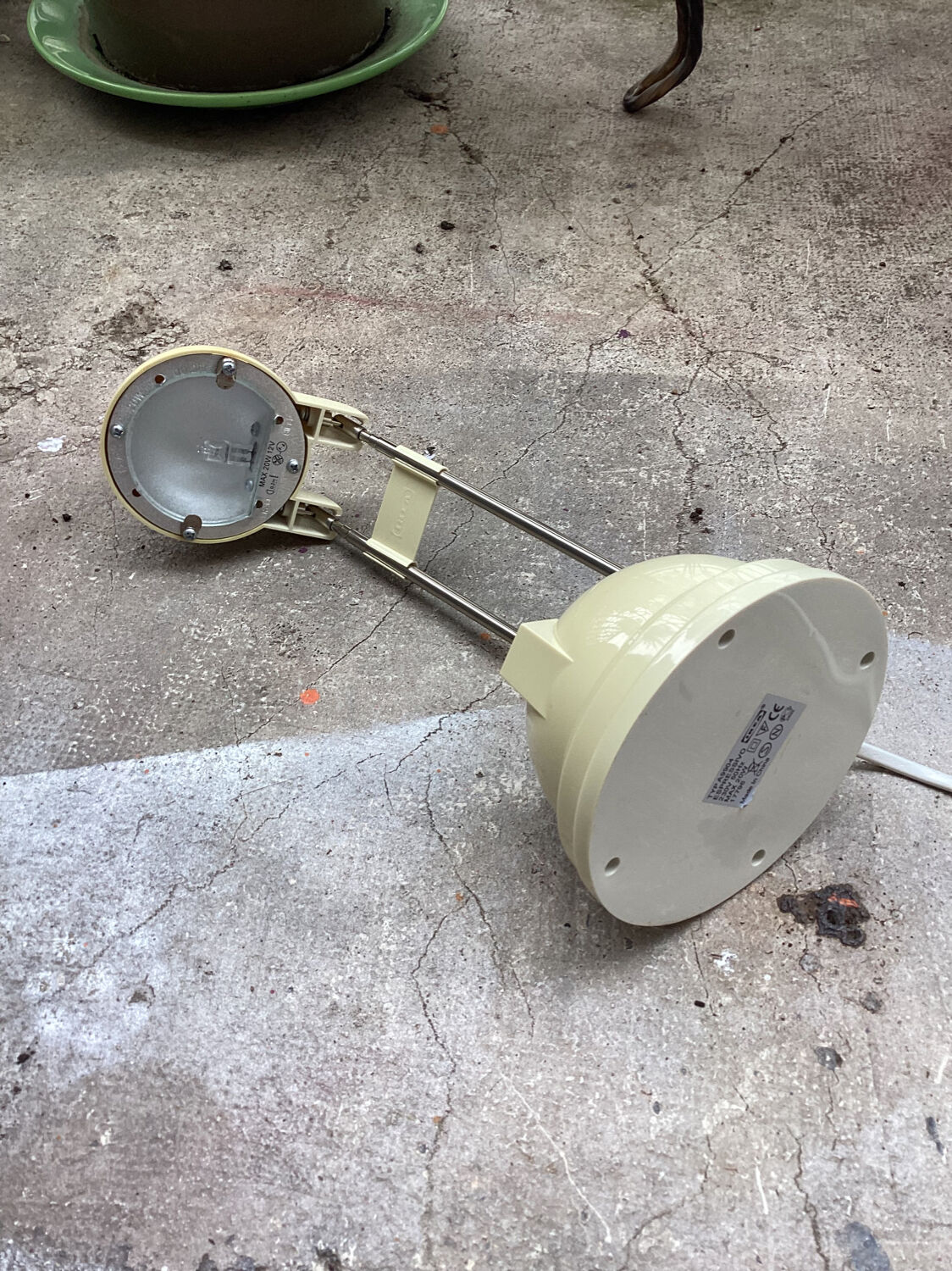 IKEA espressivo vintage cream desk lamp