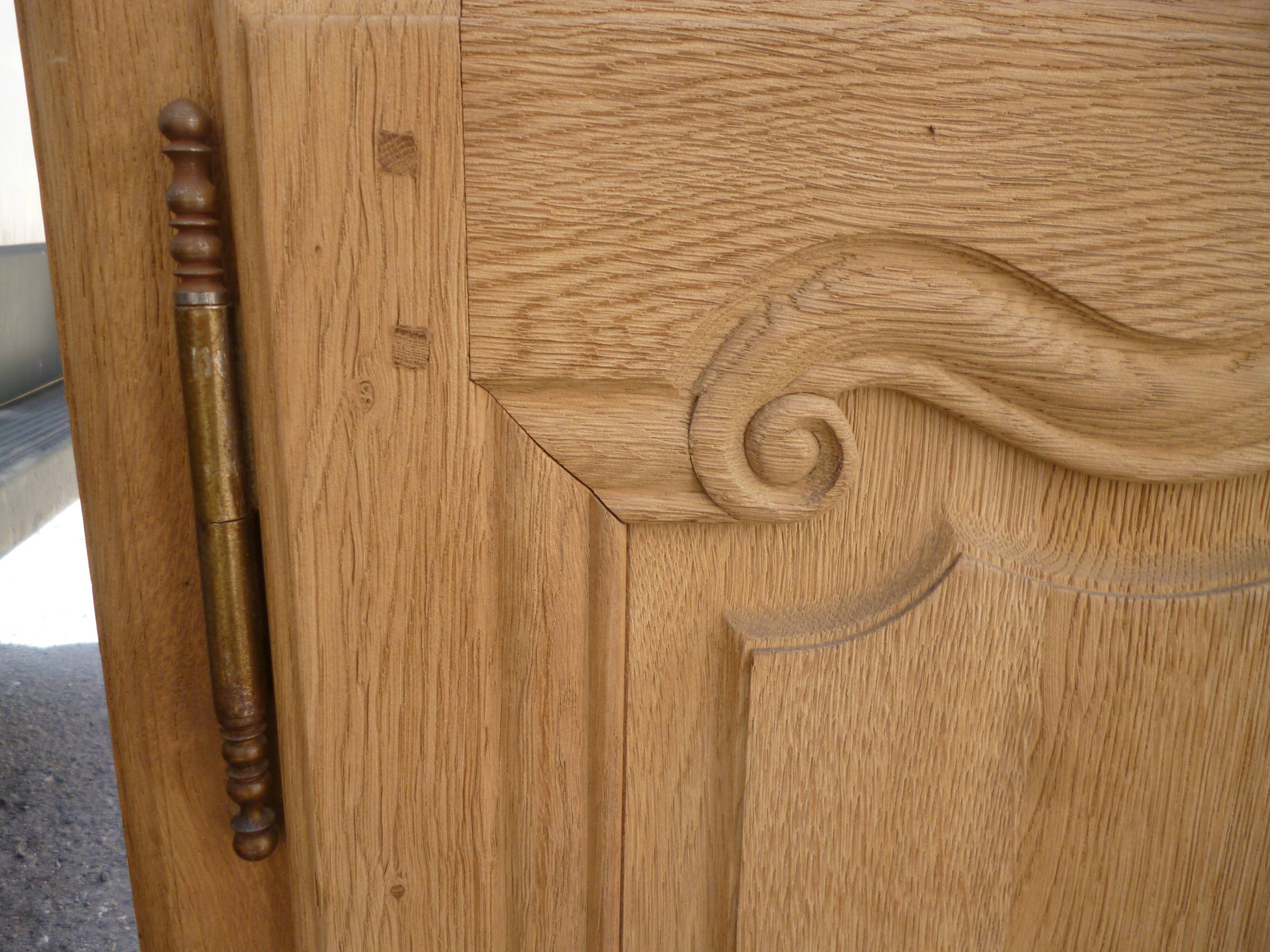 Bahut Louis XV stripped