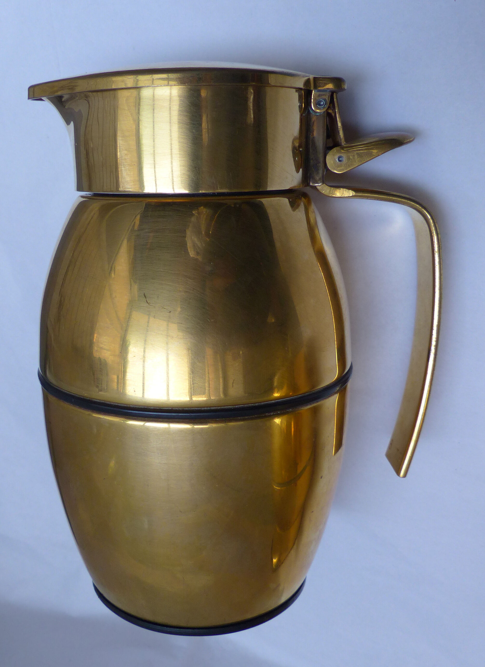 Duo of Thermolord 1950 jugs
