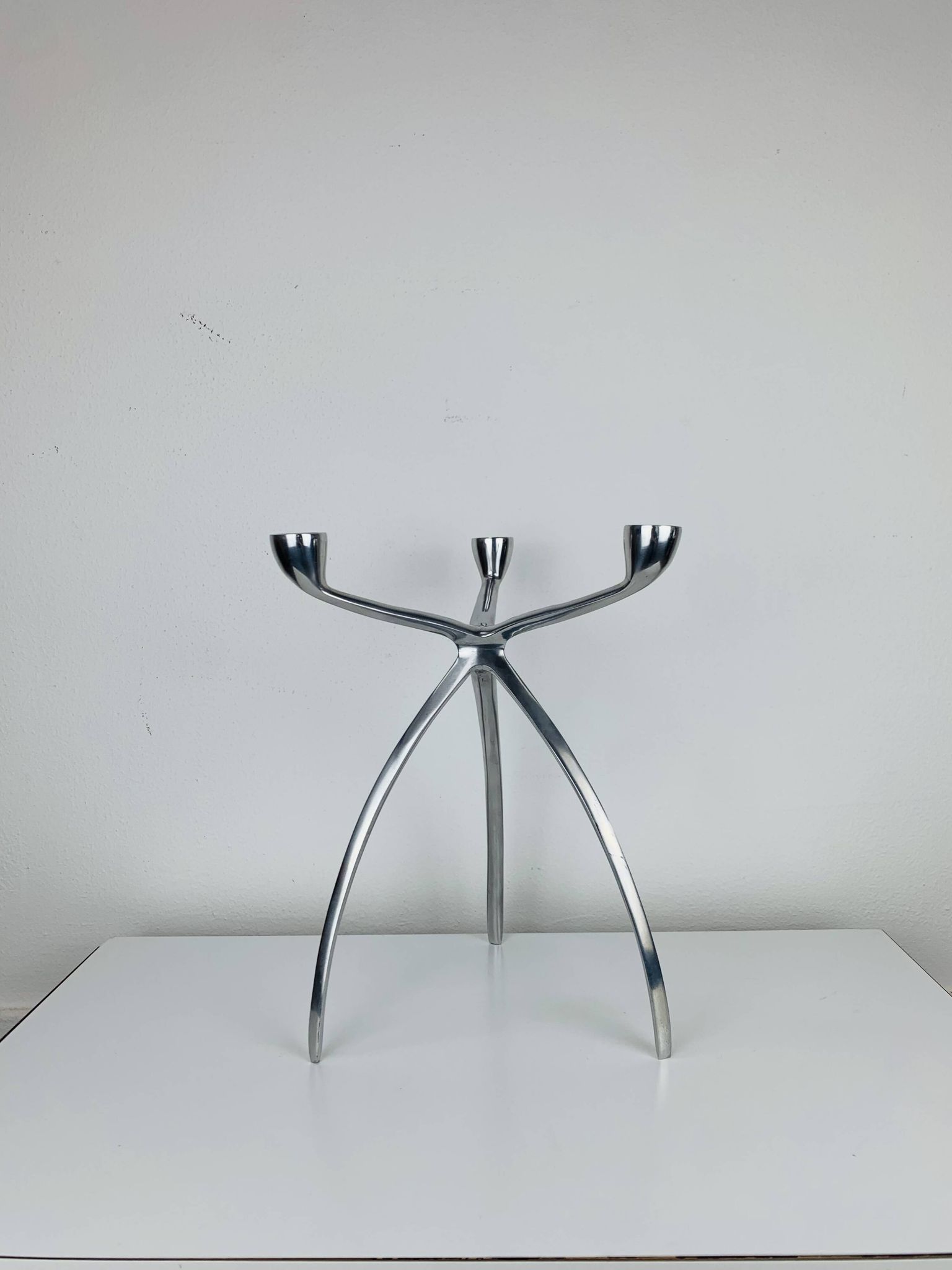 Space Age tripod candle holder by De Bijenkorf in aluminum, 1970s