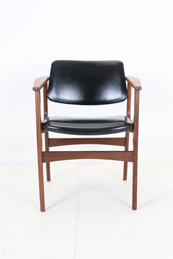 Mid Century Danish Modern teak armchair in the style of Arne Vodder