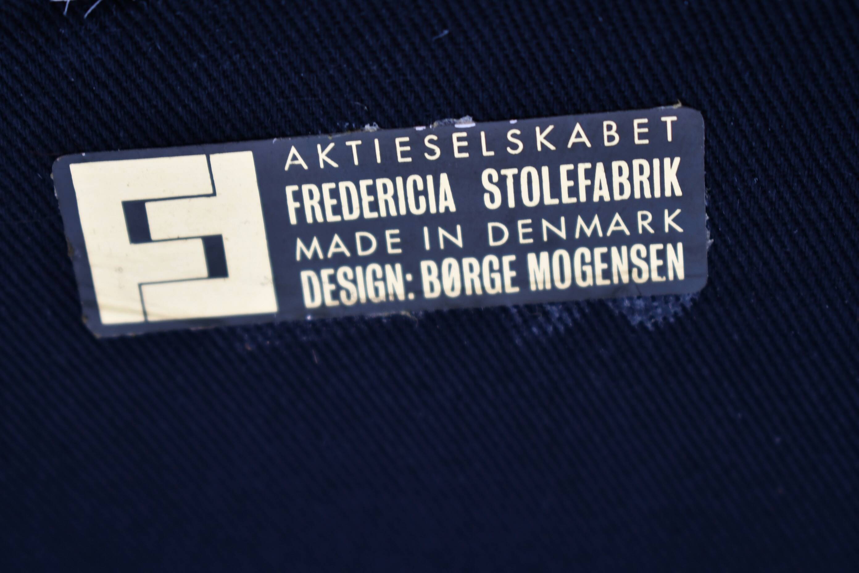 Sofa Modèle 2213 par Børge Mogensen, Frdericia. Danemark.