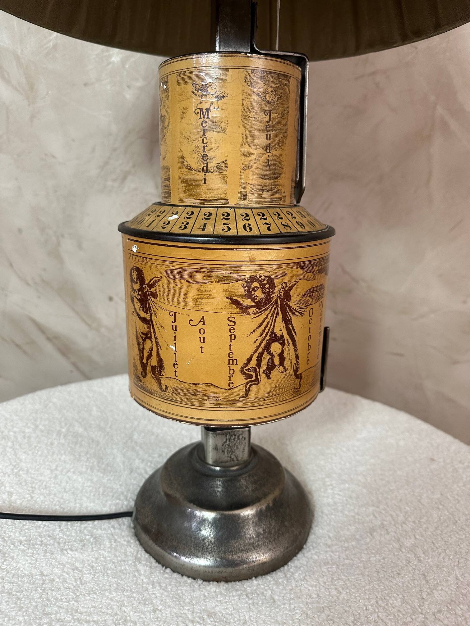 1920 Calendar Lamp