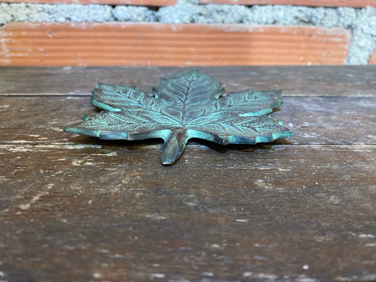 Vintage Greenish-Gray Metal Leaf-Shaped Empty Pocket Bowl