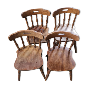 Série de quatre chaises