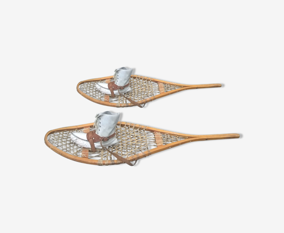 Ancienne paire de raquette de neige