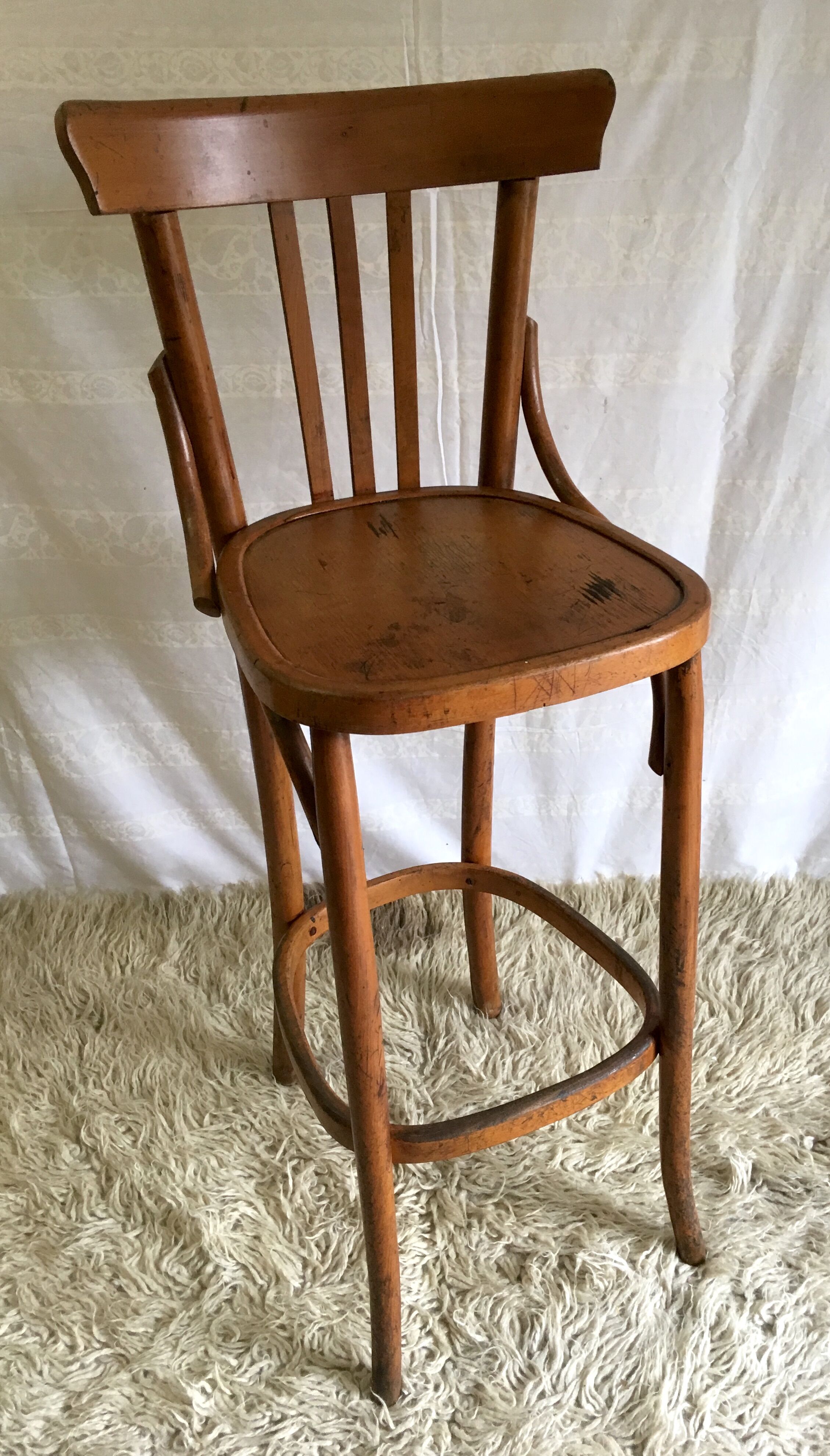 Curved wooden countertop chair - mid. 20th