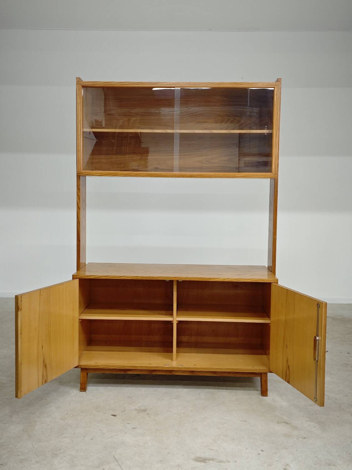 Modular furniture by Frantisek Jirak for Tatra 1960