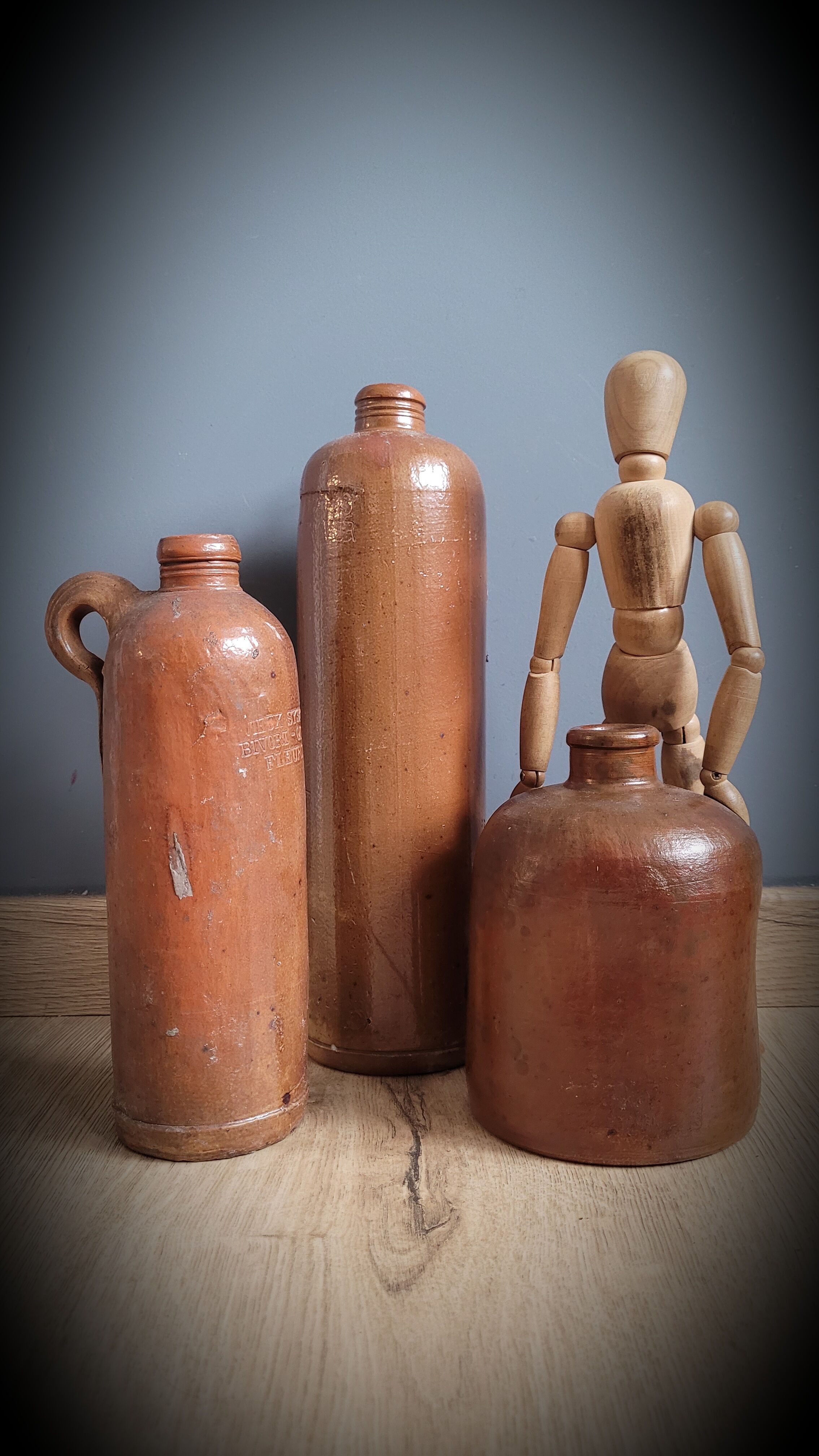 Trio brown sandstone mismatched