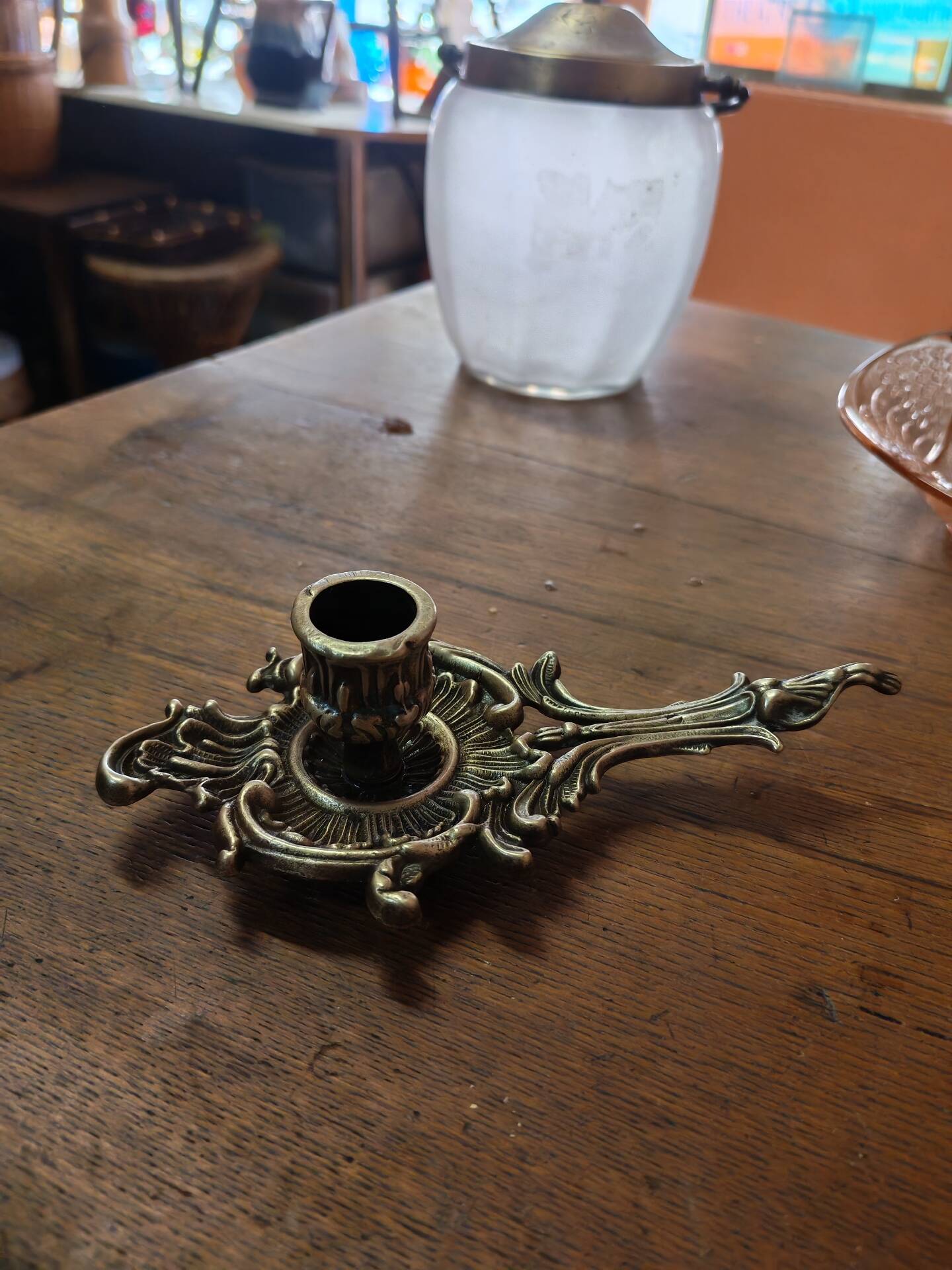 Bougeoir  ancien en bronze doré