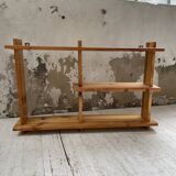 Trio d'étagères constructivistes en pin style Regain