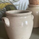 Unbleached ceramic pots
