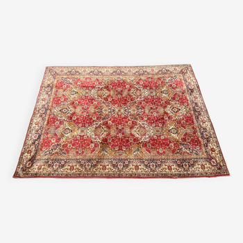 Mechanical Persian carpet