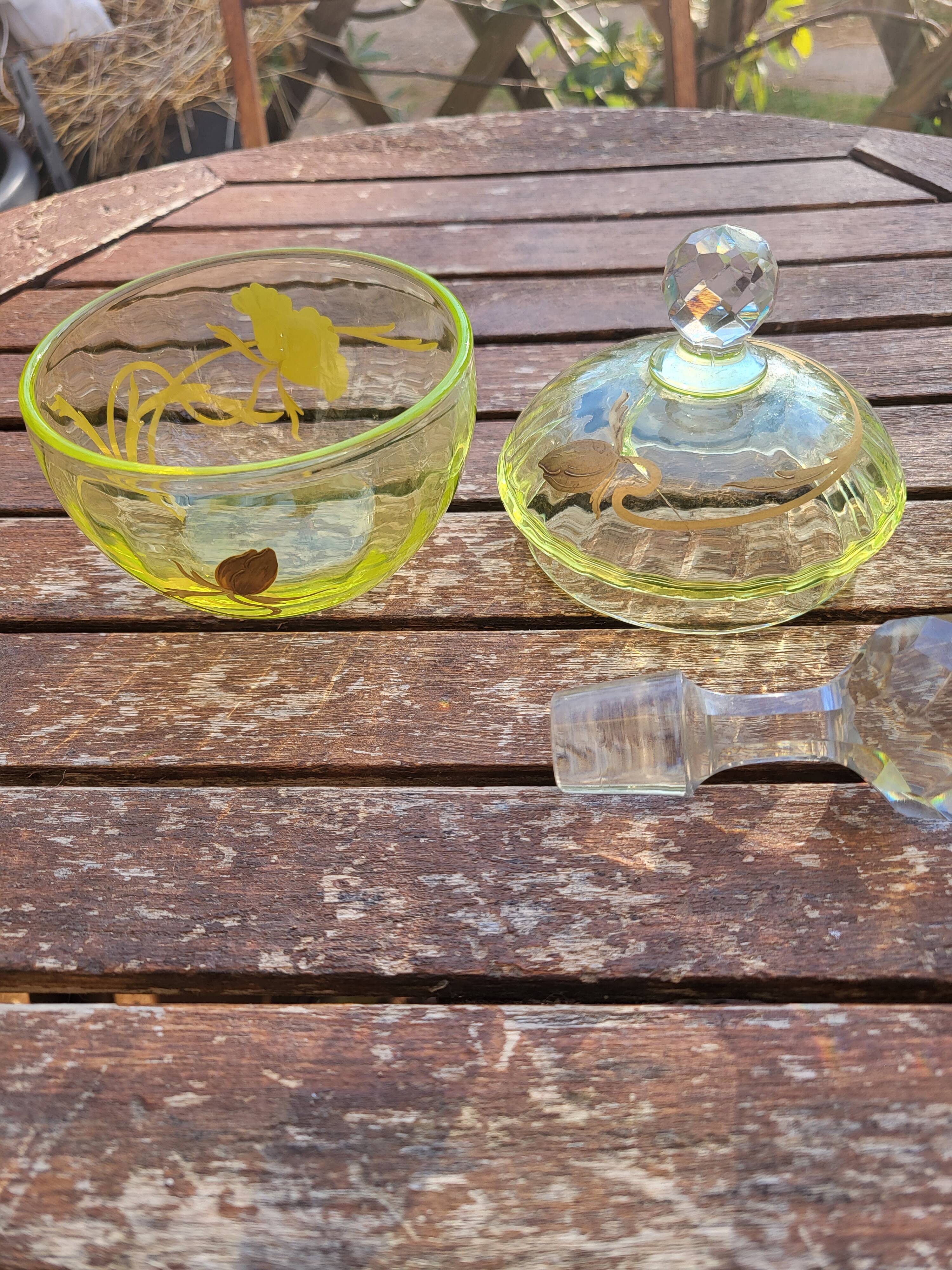 Carafe and sugar bowl in ouraline, Legras/Baccarat