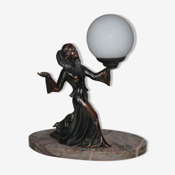 Art deco lamp in regul and marble "woman holding a globe"