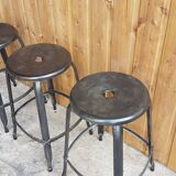Nicolle stool