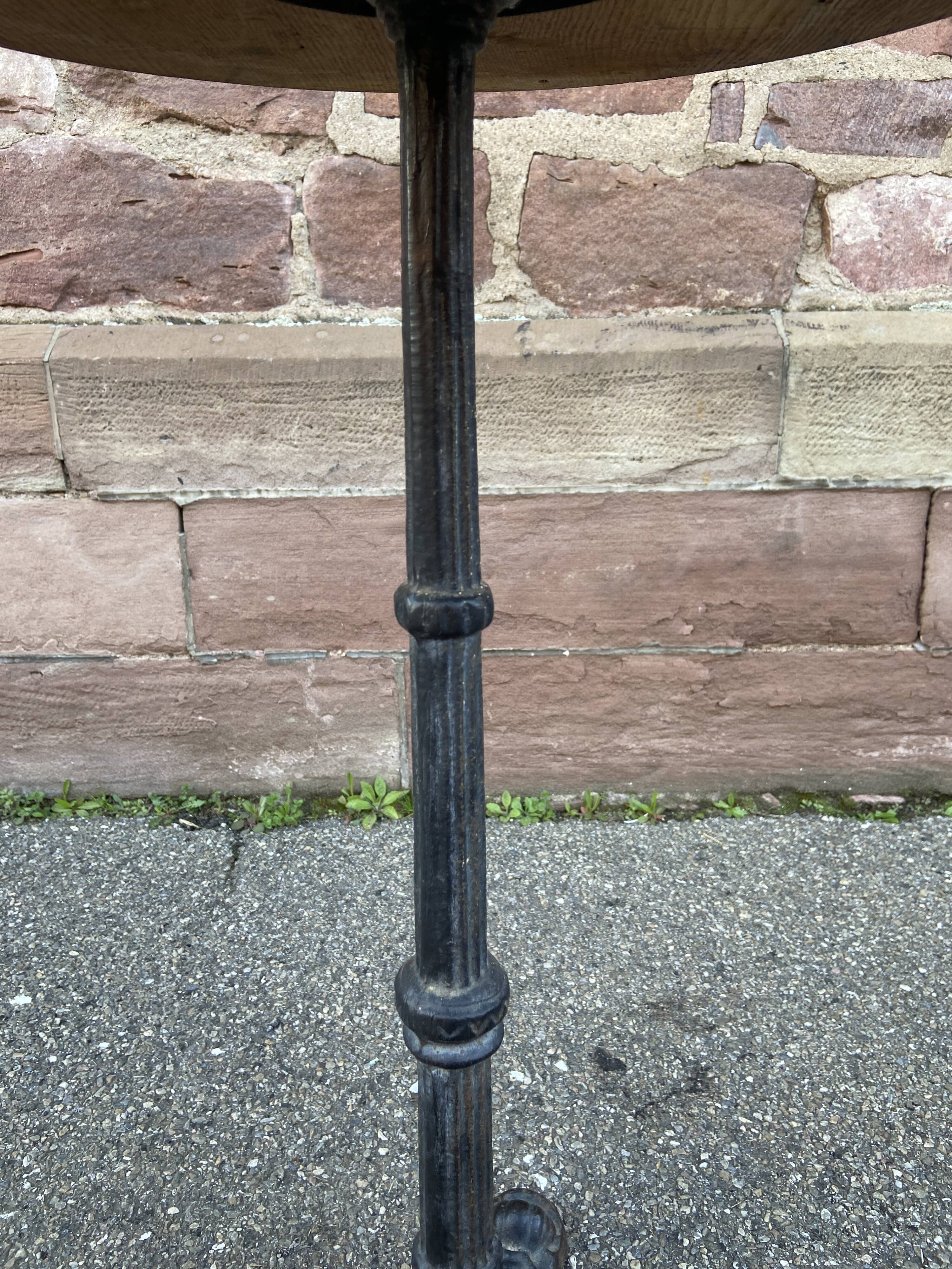 Pedestal table metal & wood garden bistro