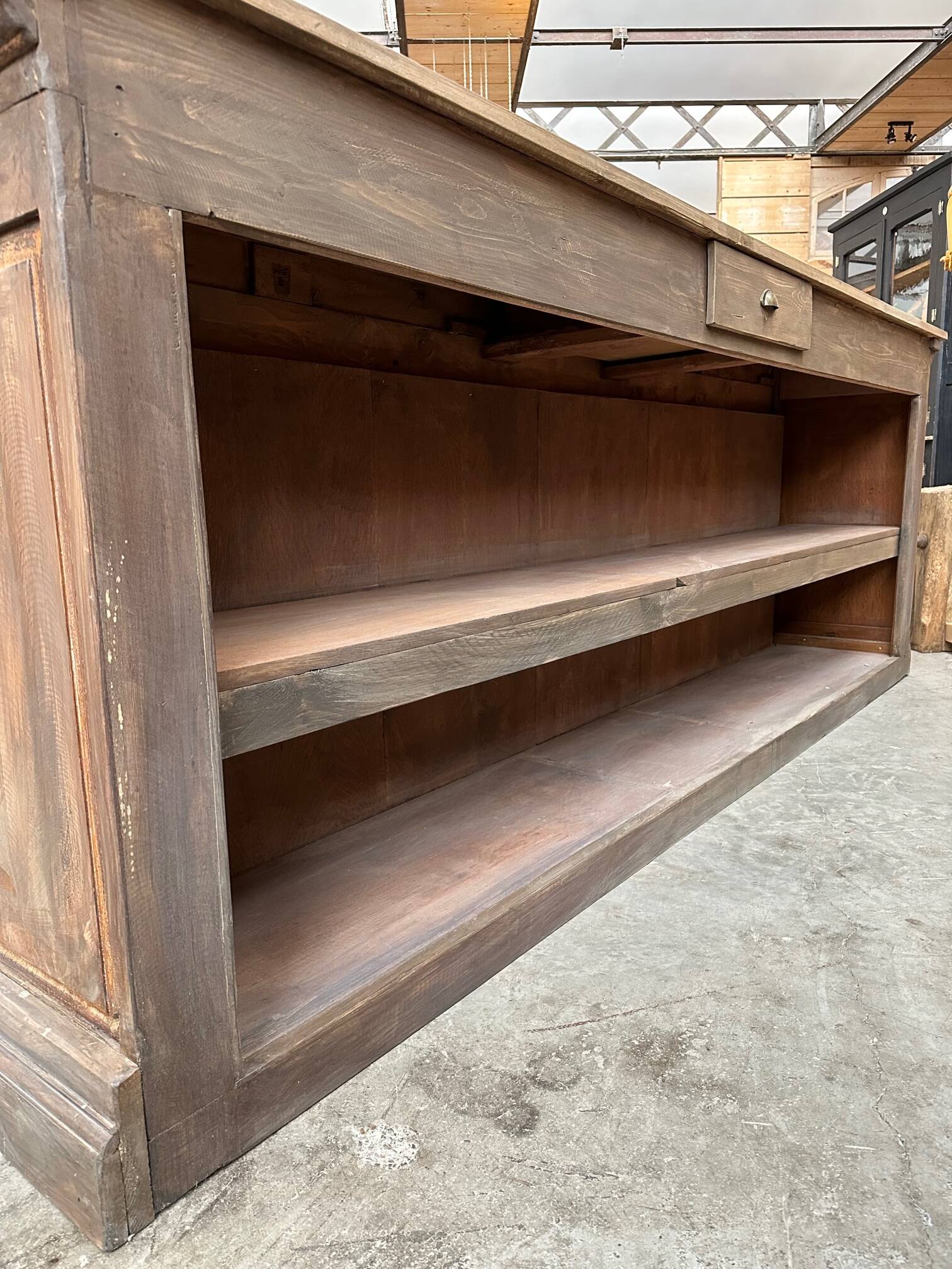 Grand bar de fabrication artisanale