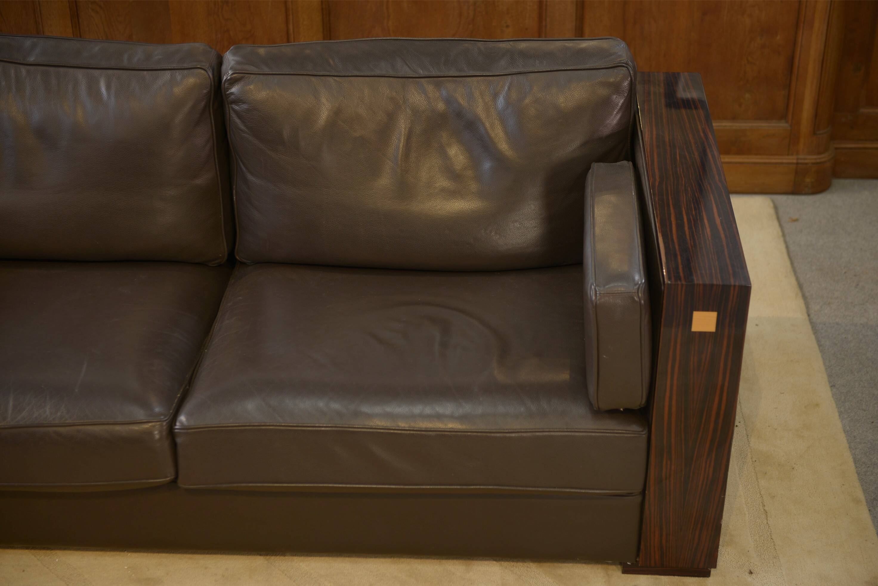 Canapé minimaliste en cuir et ébène de Macassar 1980’s