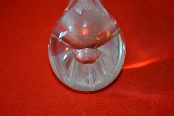 Vase ancien en cristal de Baccarat, col en biseau, éstampille