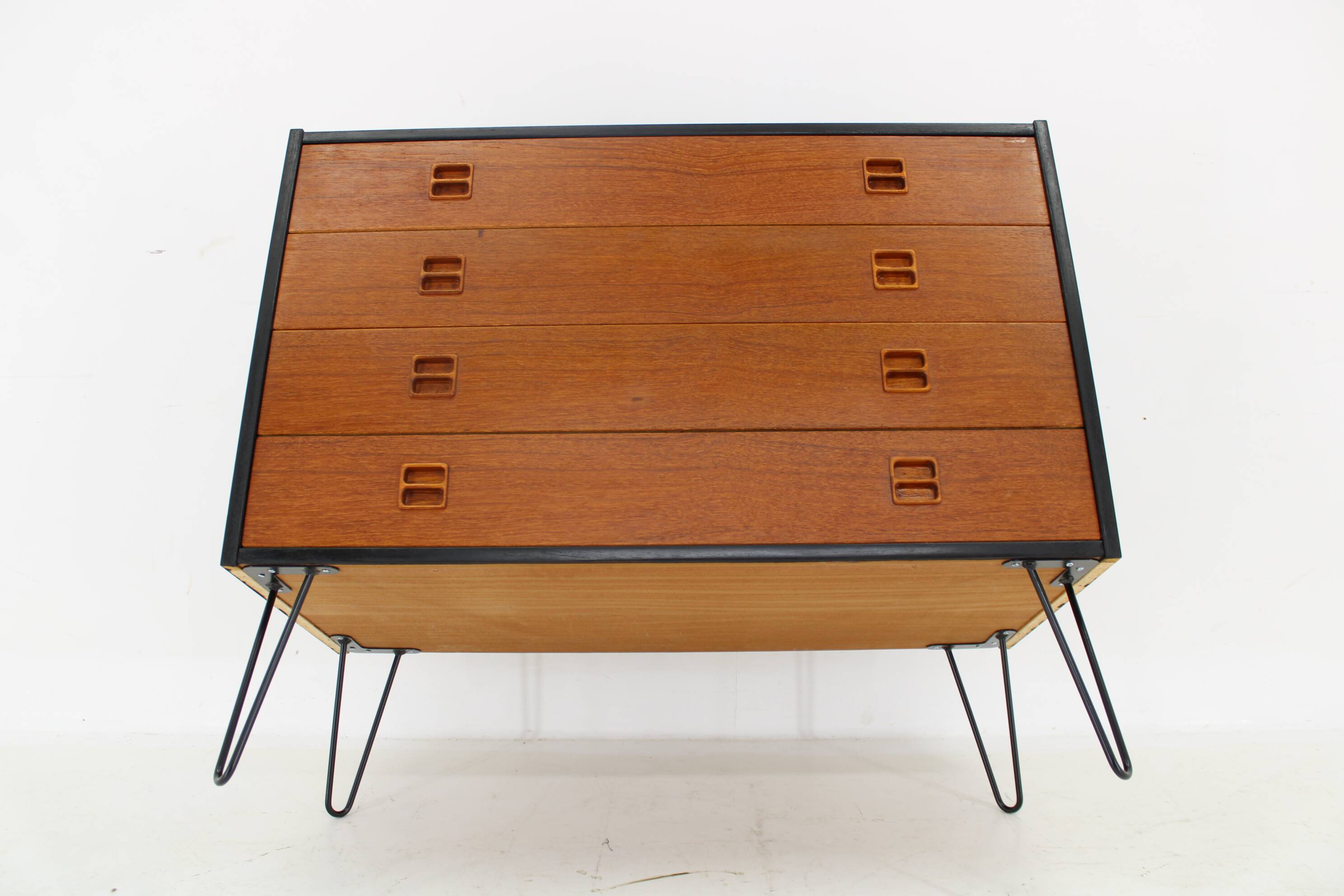 Commode à tiroirs danoise en teck recyclé des années 1960