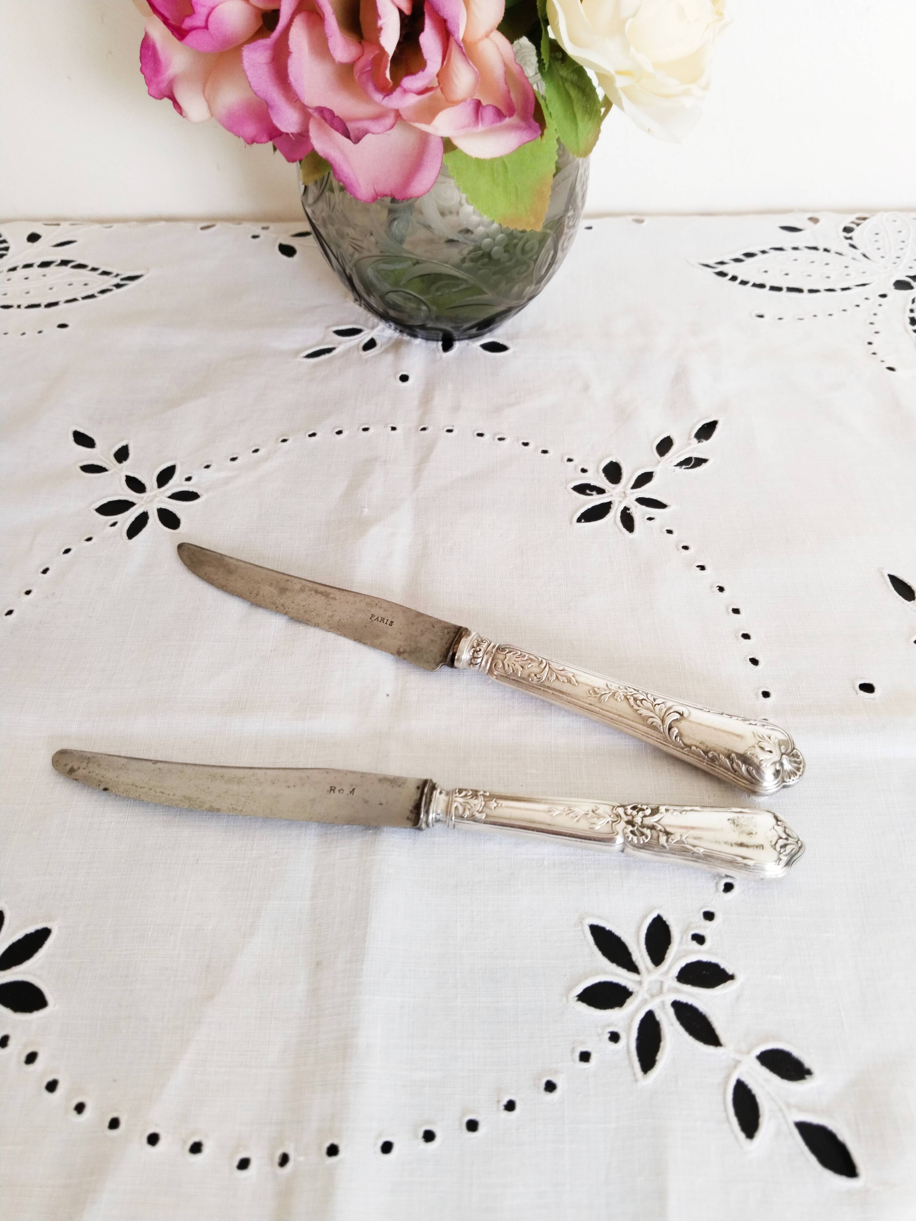 Set of 2 vintage knives, steel blade and silver handle