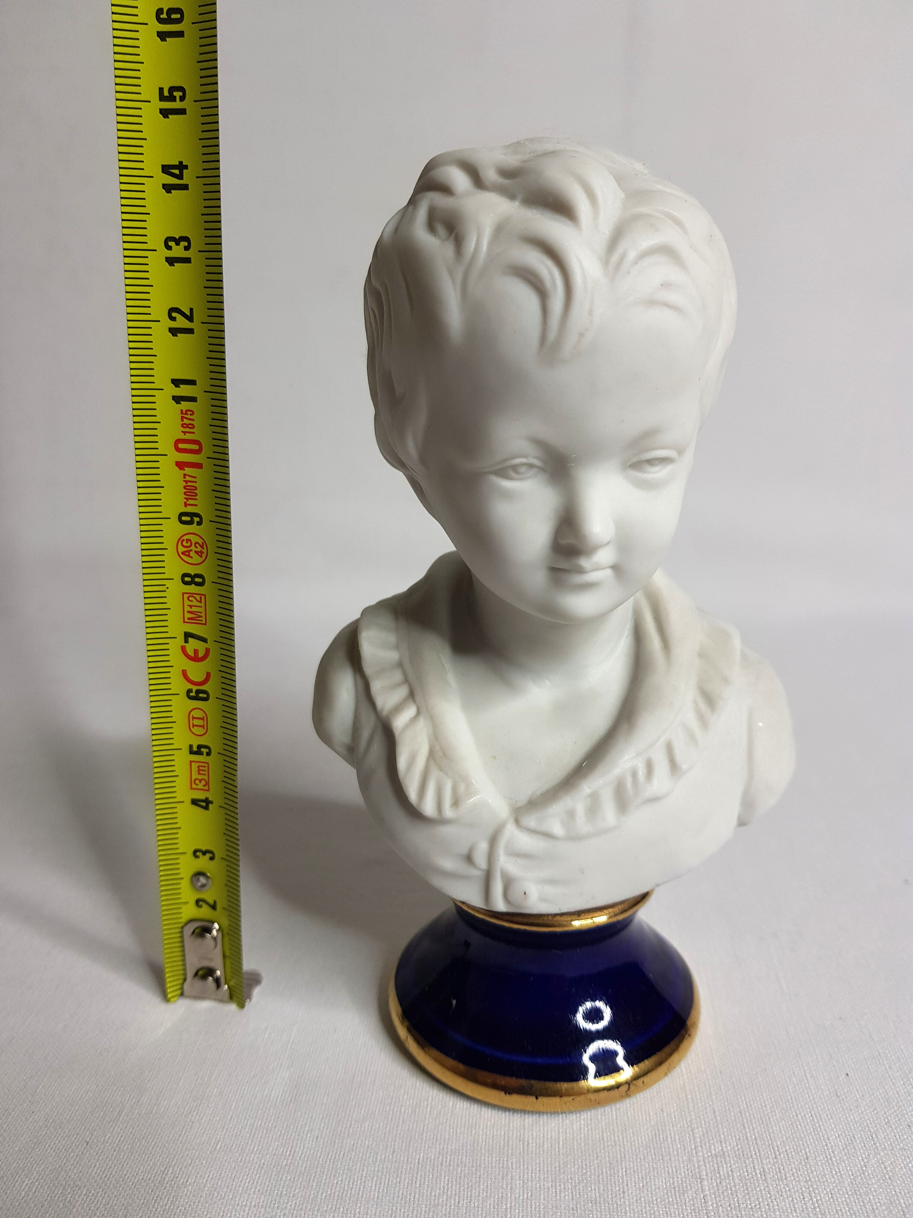 Porcelain biscuit bust, child, Alexandre Brongniart after Houdon