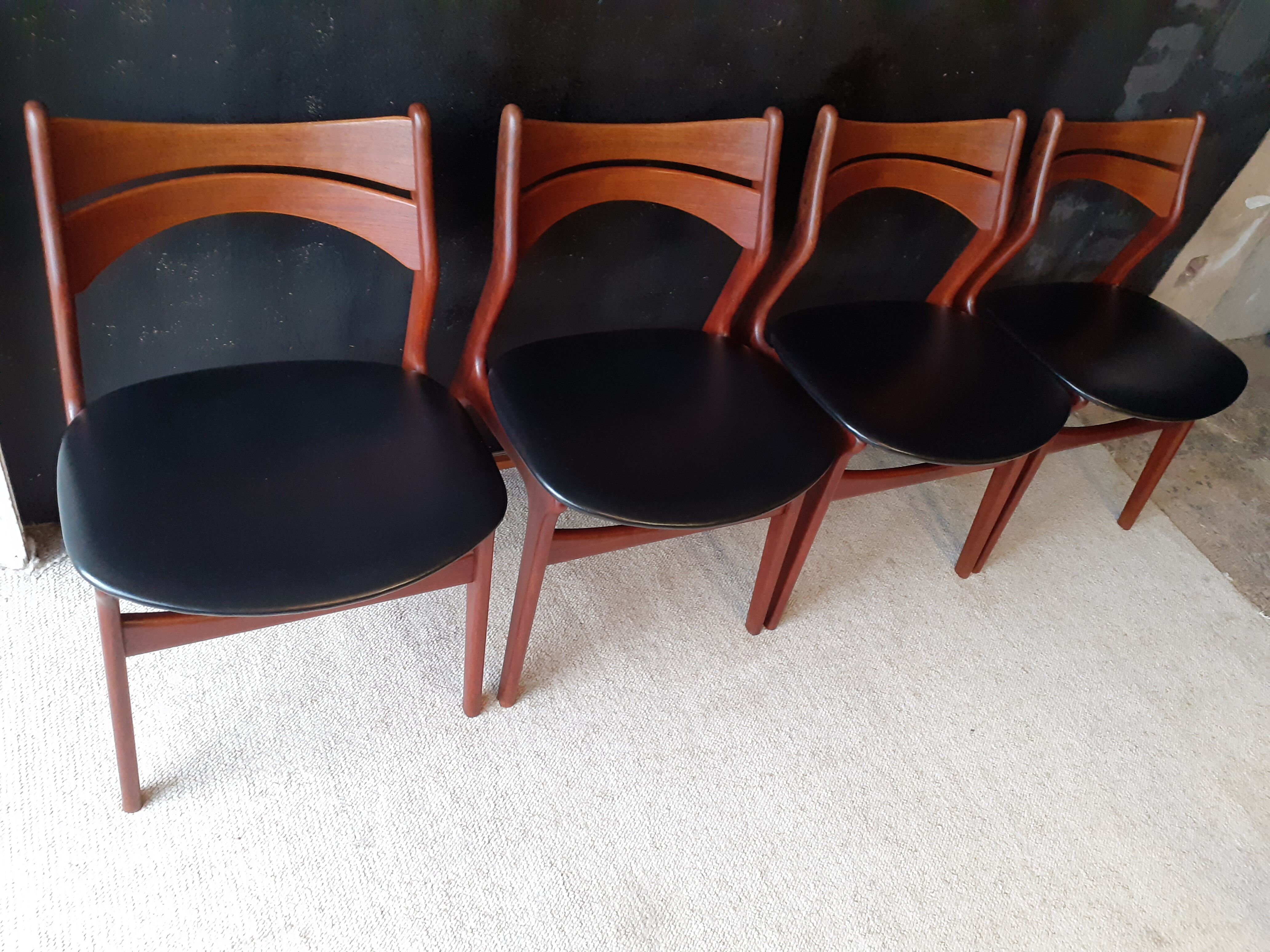 4 Danish chairs in solid teak, model 310 , design Erik Buch