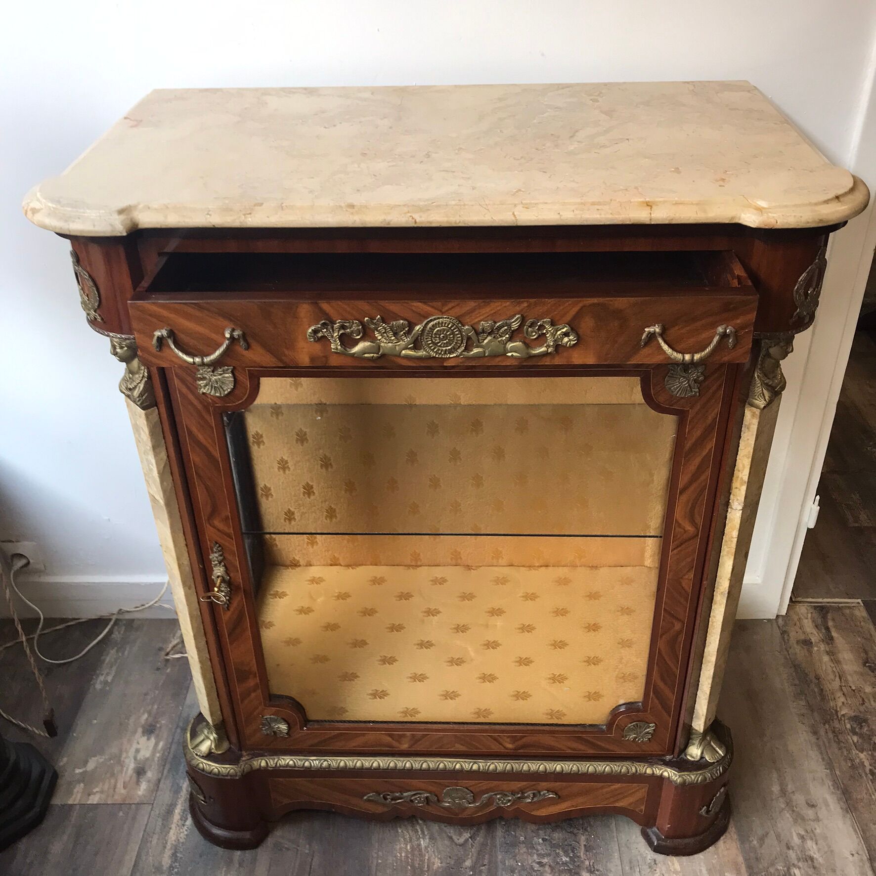 Meuble d'appui napoléon 3