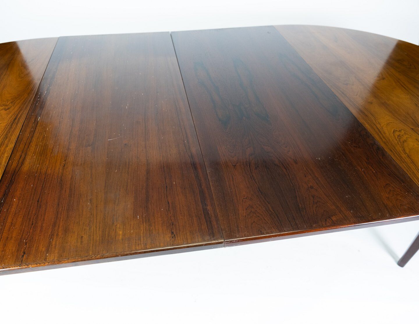 Dining table in rosewood designed by Omann Junior from the 1960s