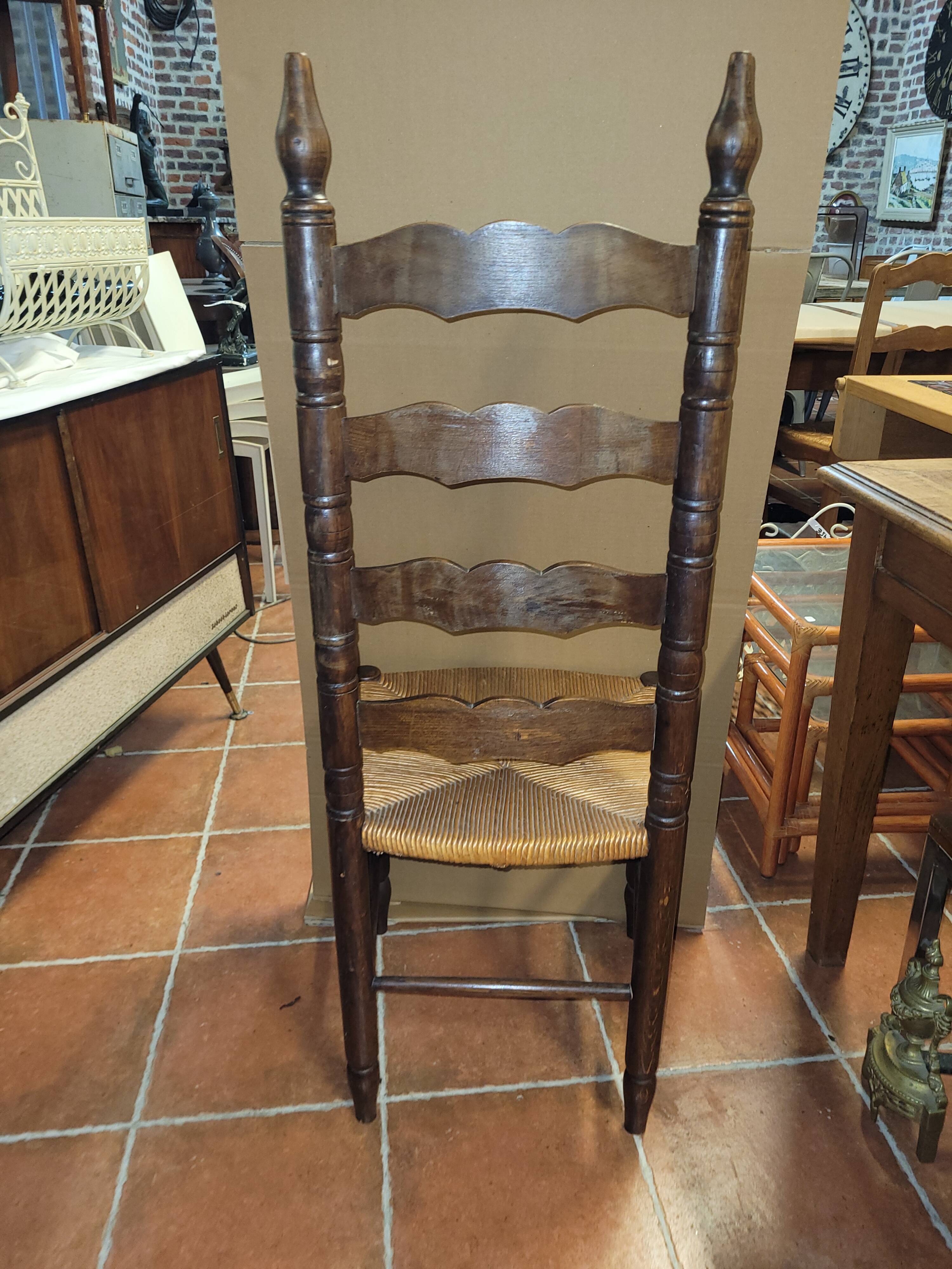 Set of 5 Picardy dining room chairs