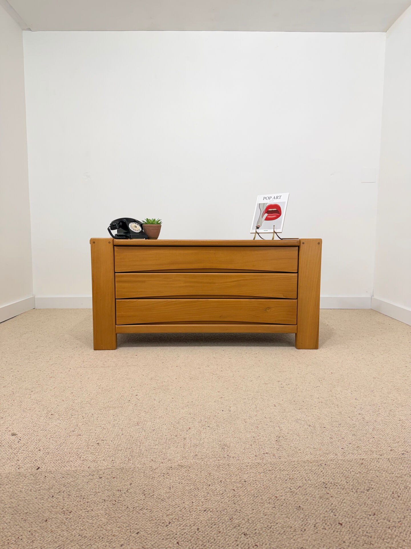 Commode vintage en orme – années 70
