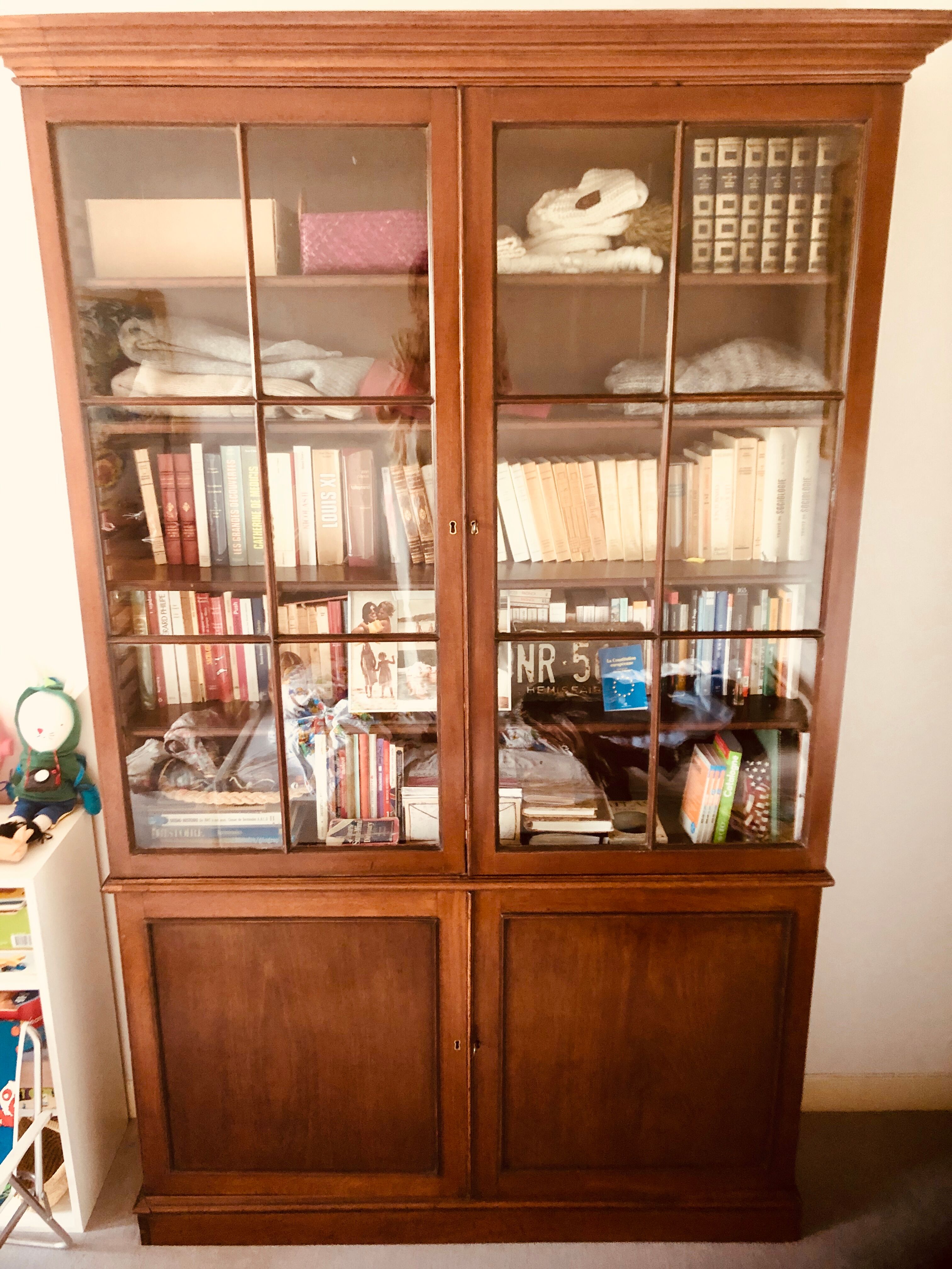 19th century English showcase