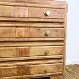 Oak chest of drawers