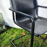 4 fauteuils Matteo Grassi en cuir noir