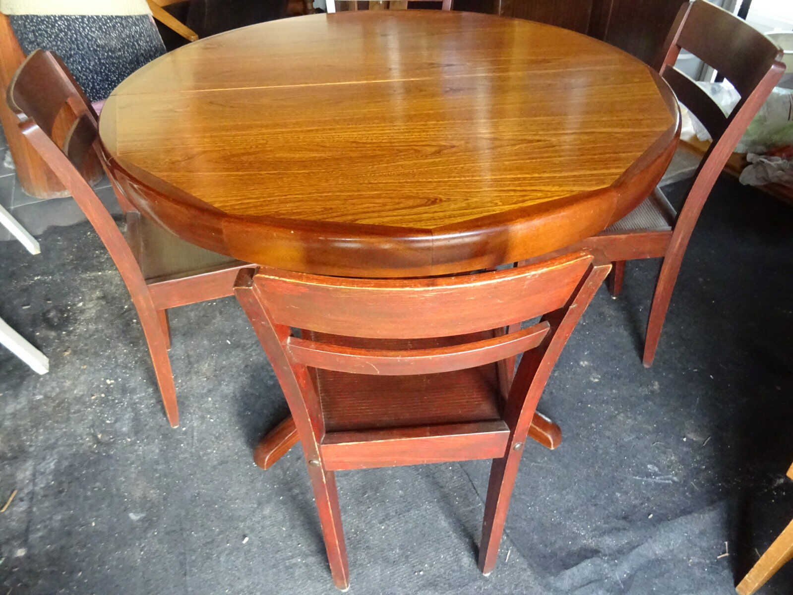 Baumann Extendable Roundtable 2 extensions