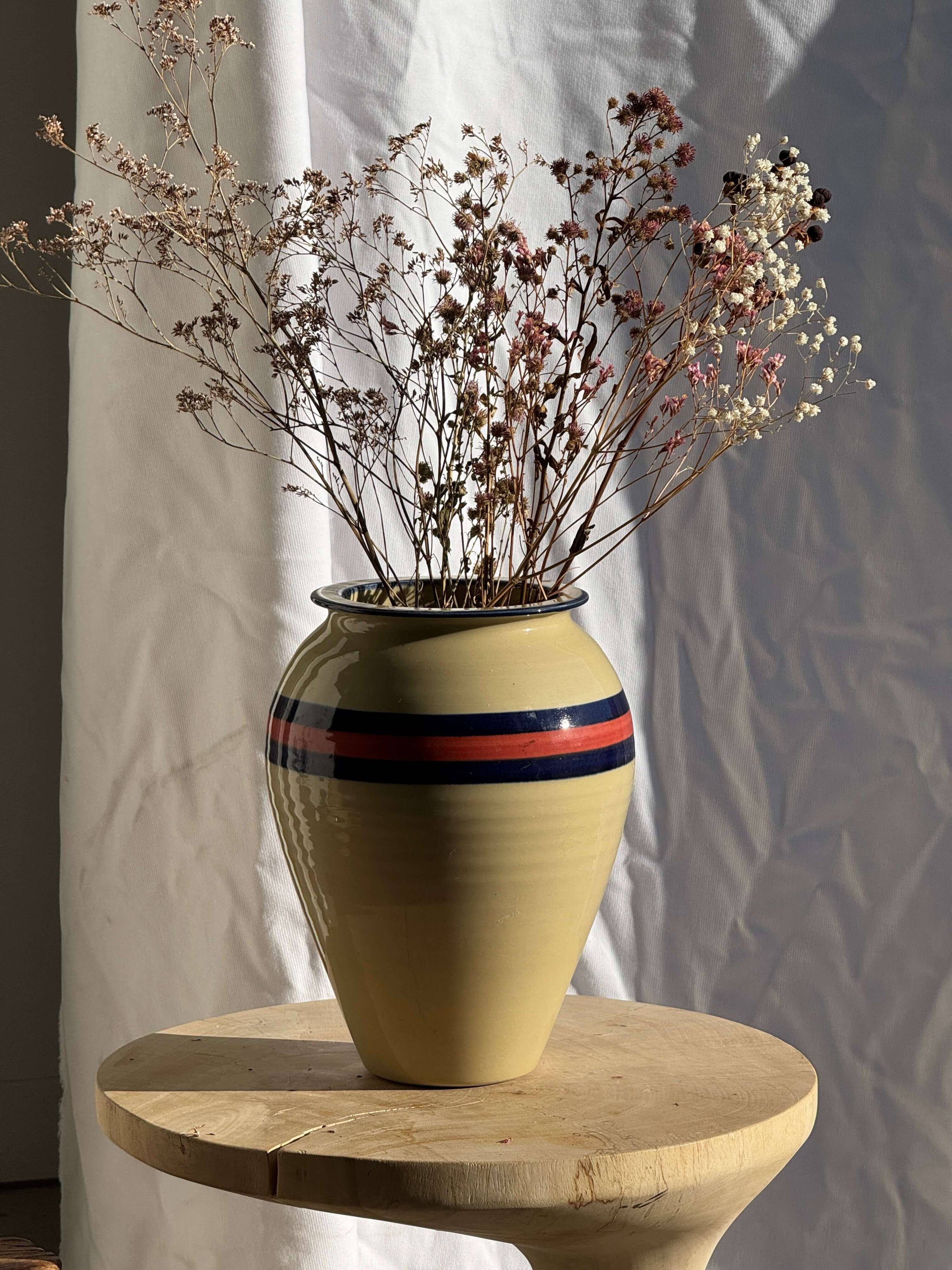 Large beige vase with blue and pink trim H27 D21