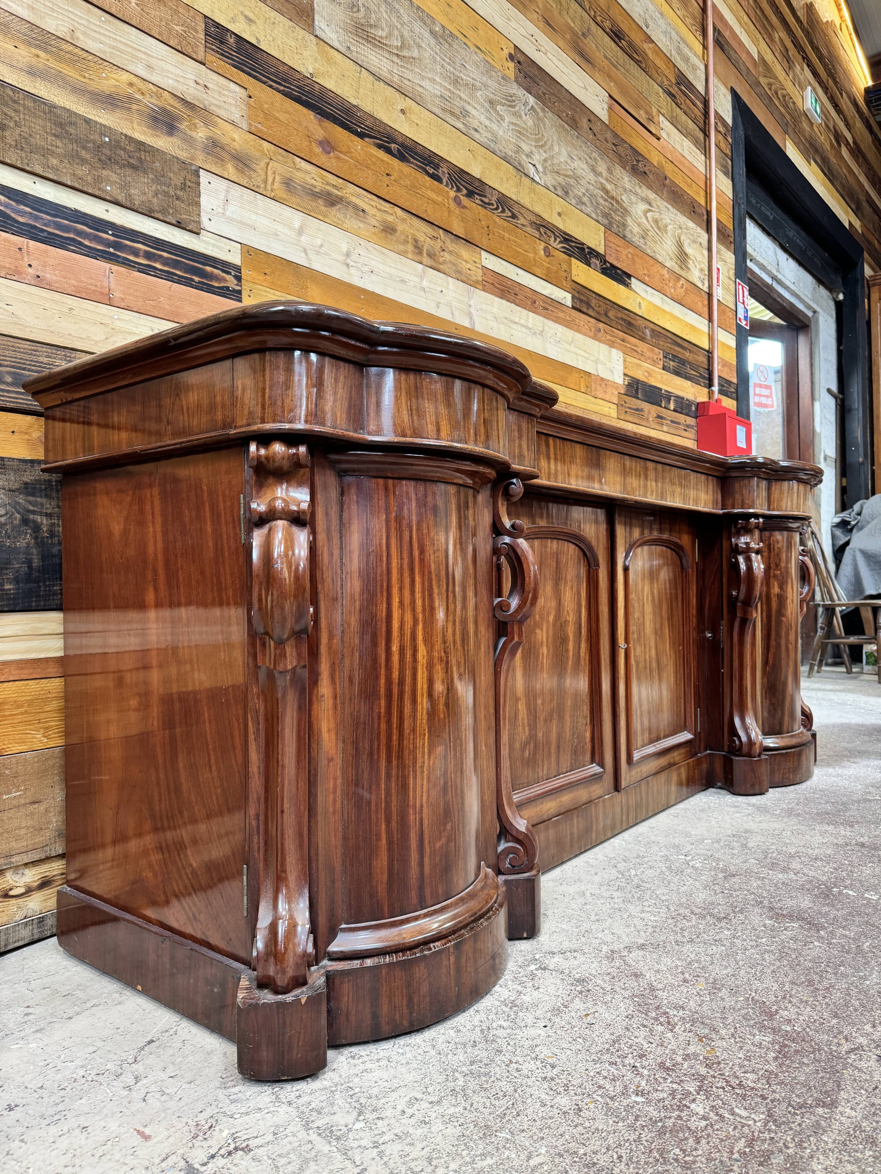 English enfilade in mahogany