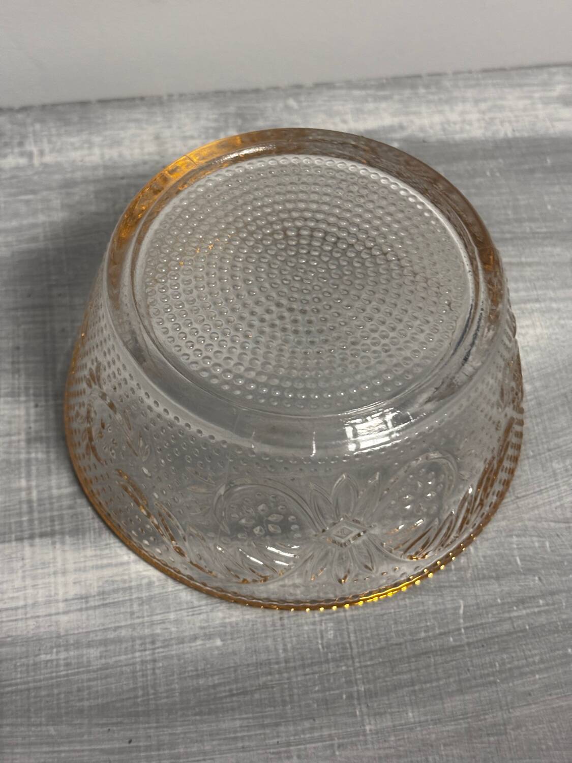 Set of 3 glass bowls with gold embellishments.