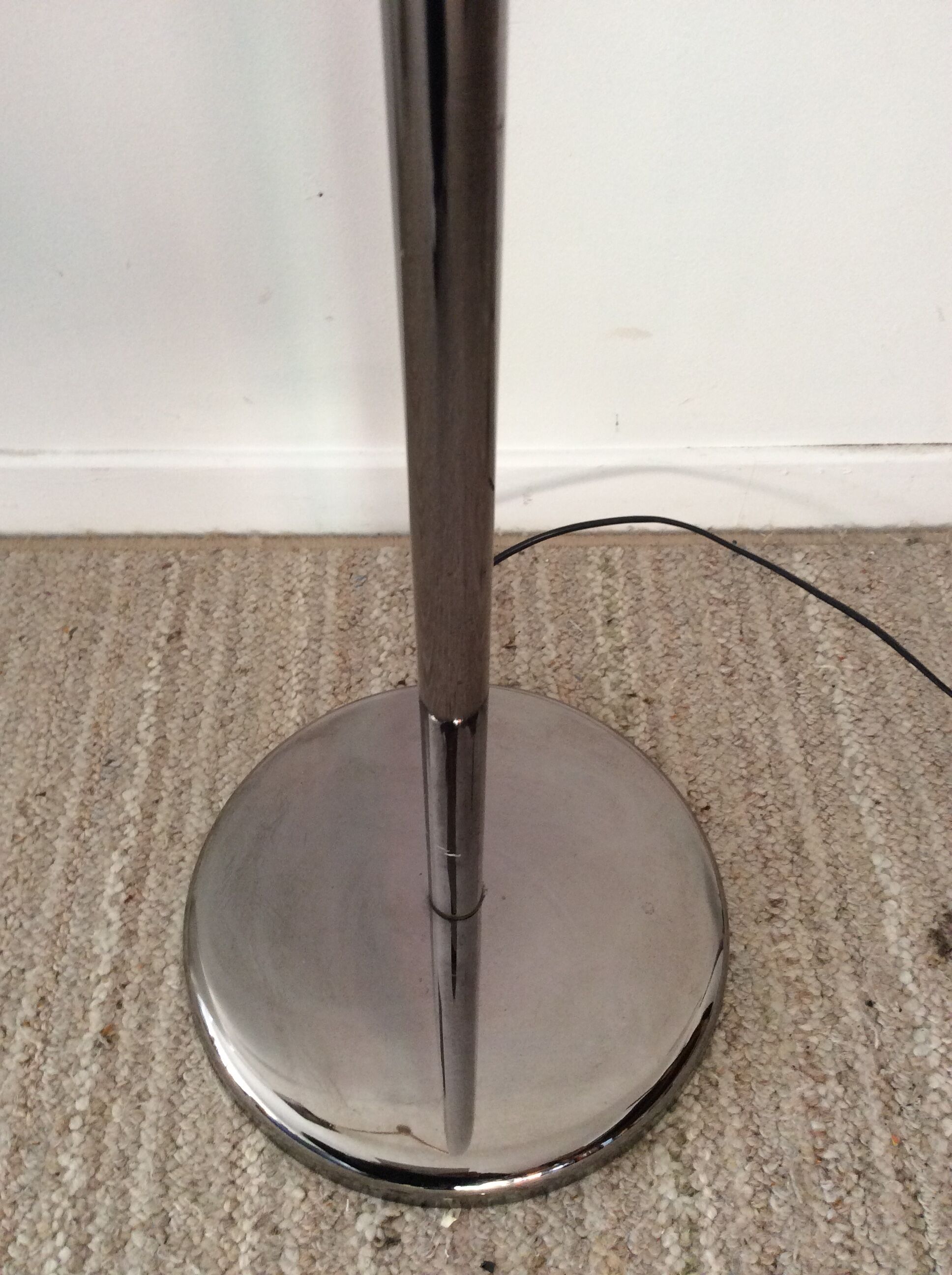 E-reader floor lamp from the 70s and 80s