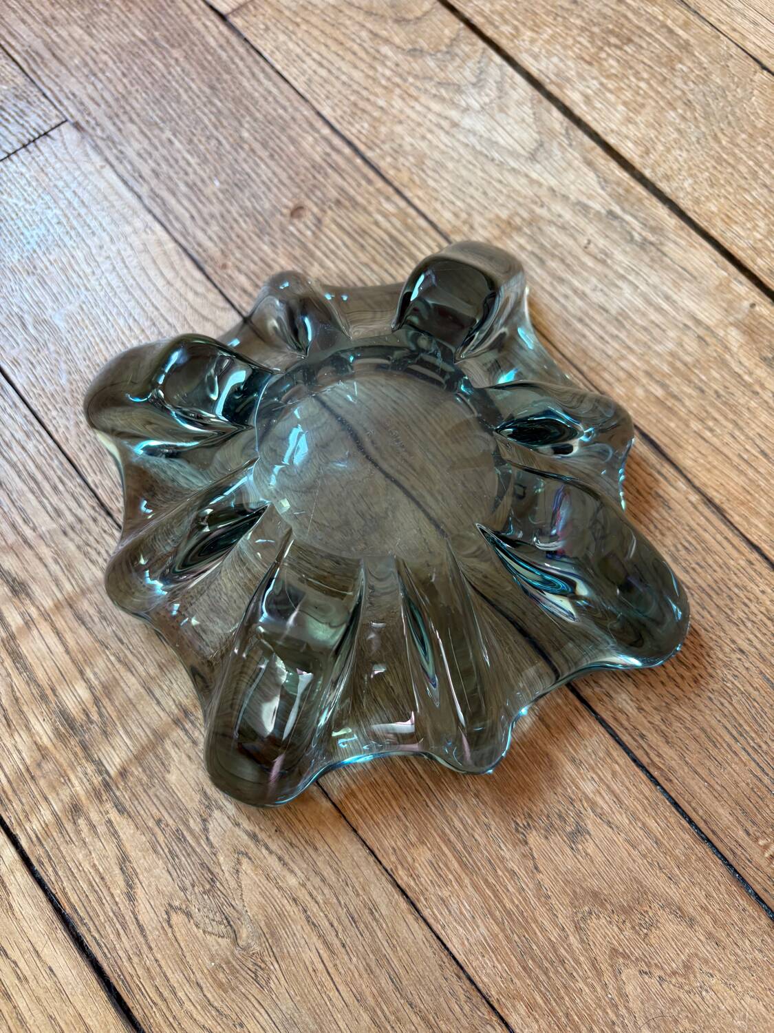 Vintage glass ashtray / pocket tray