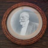 Cadre photo ancien rond ronce de noyer